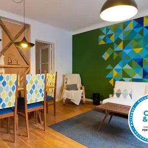 https://lisbon-santanna-apartments.hotels-lisbon-portugal.com