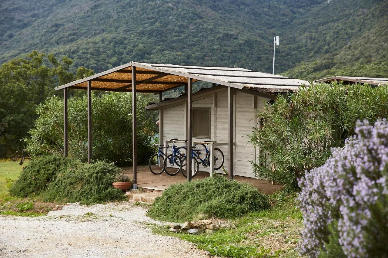 Agriturismo Boschi Di Montecalvi Suvereto 0*,  Italië